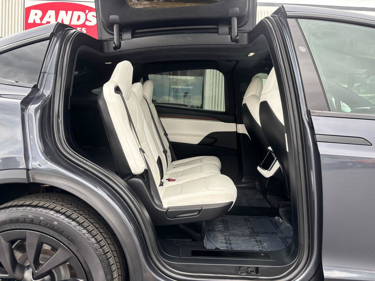 Used 2022 Tesla Model X AWD/4WD image 17