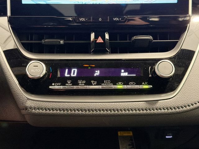 Certified 2025 Toyota Corolla SE w/ SE Premium Package AWD/4WD image 13