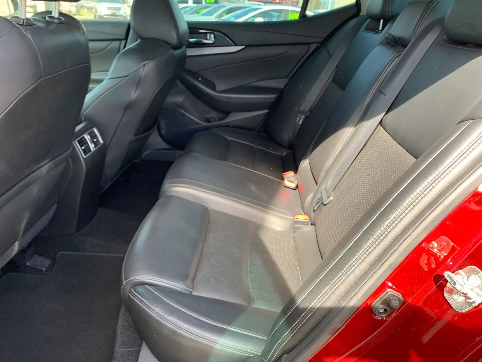 Used 2018 Nissan Maxima 3.5 SV image 8