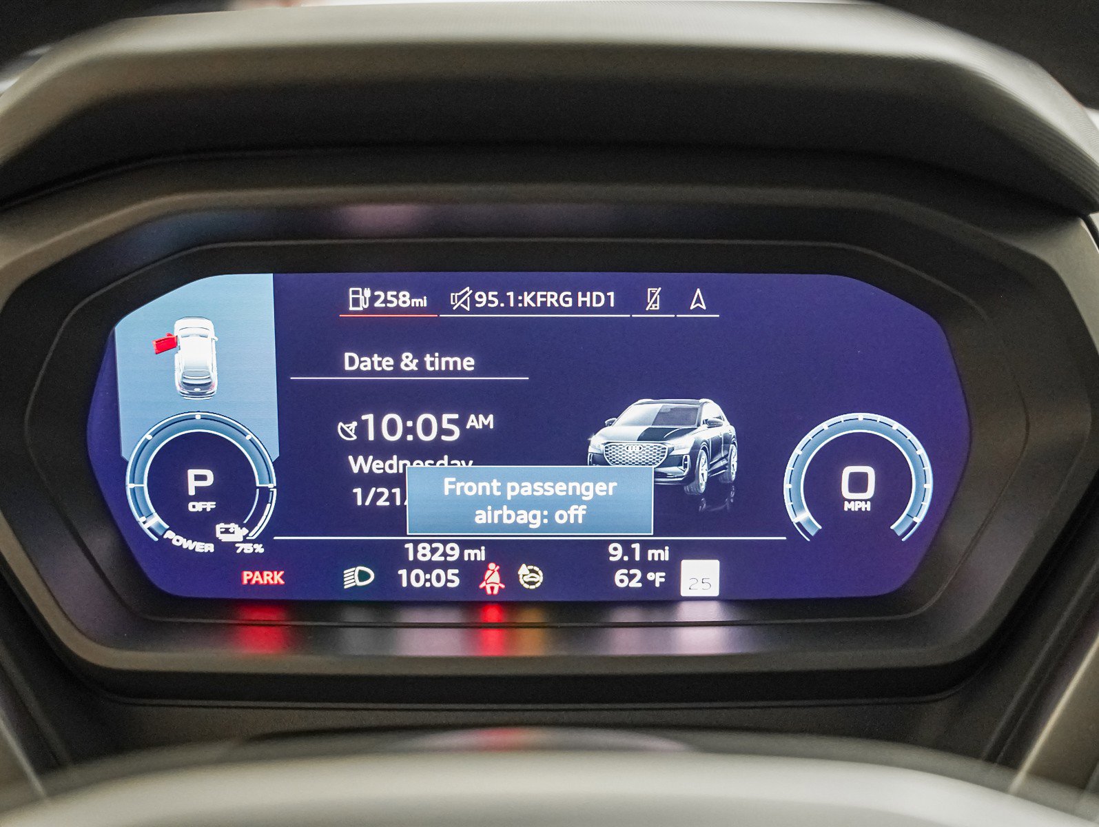 Used 2024 Audi Q4 e-tron Premium Plus image 16