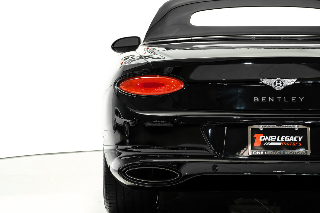 Used 2021 Bentley Continental GT AWD/4WD image 42