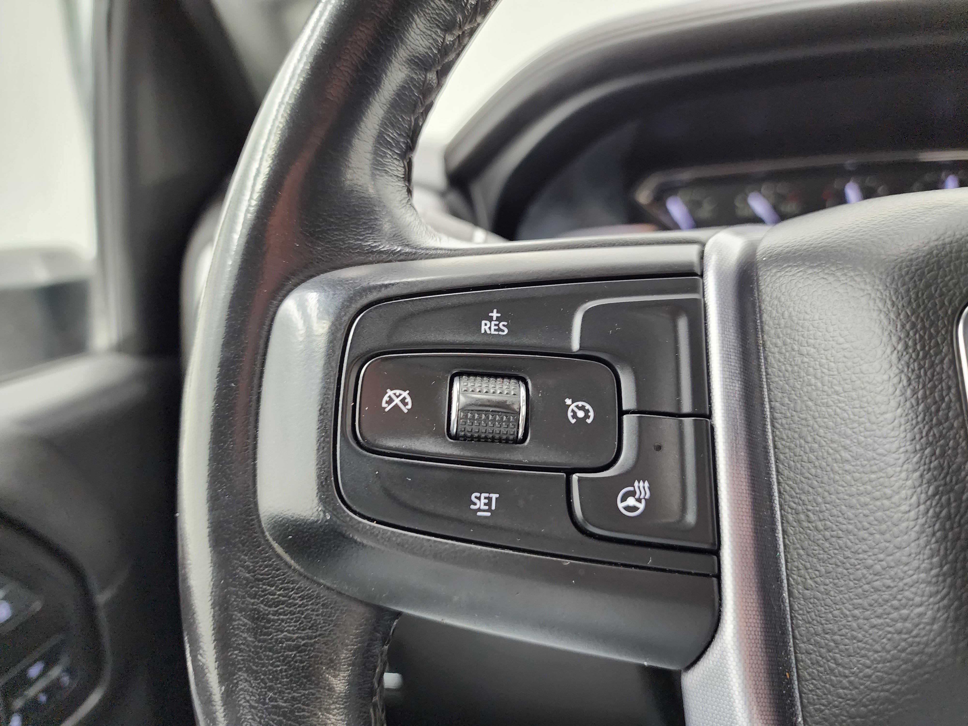 Used 2022 GMC Sierra 2500 SLT w/ LPO, GMC Protection Package image 15