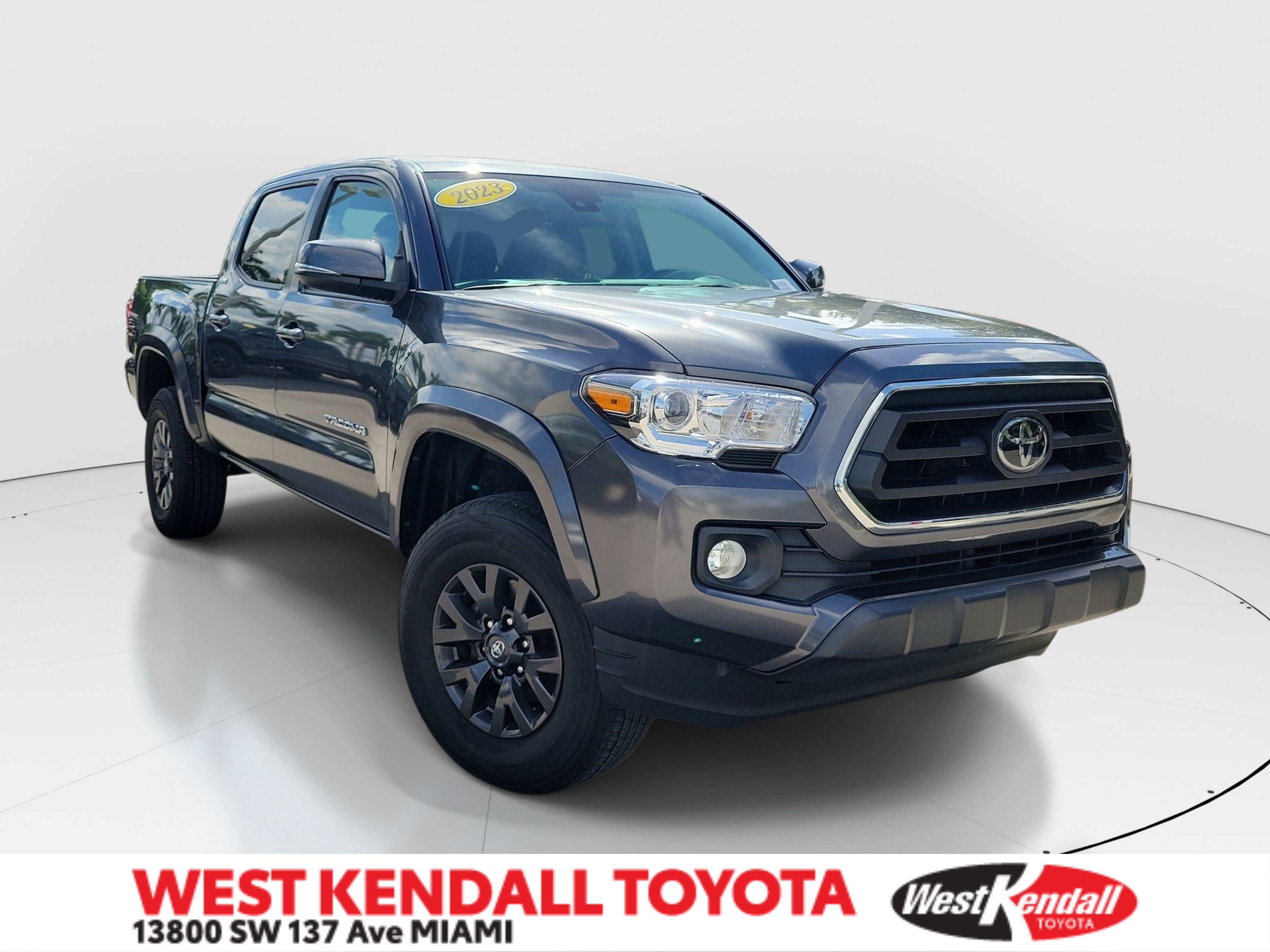 Used 2023 Toyota Tacoma SR5 w/ Technology Package RWD image 1
