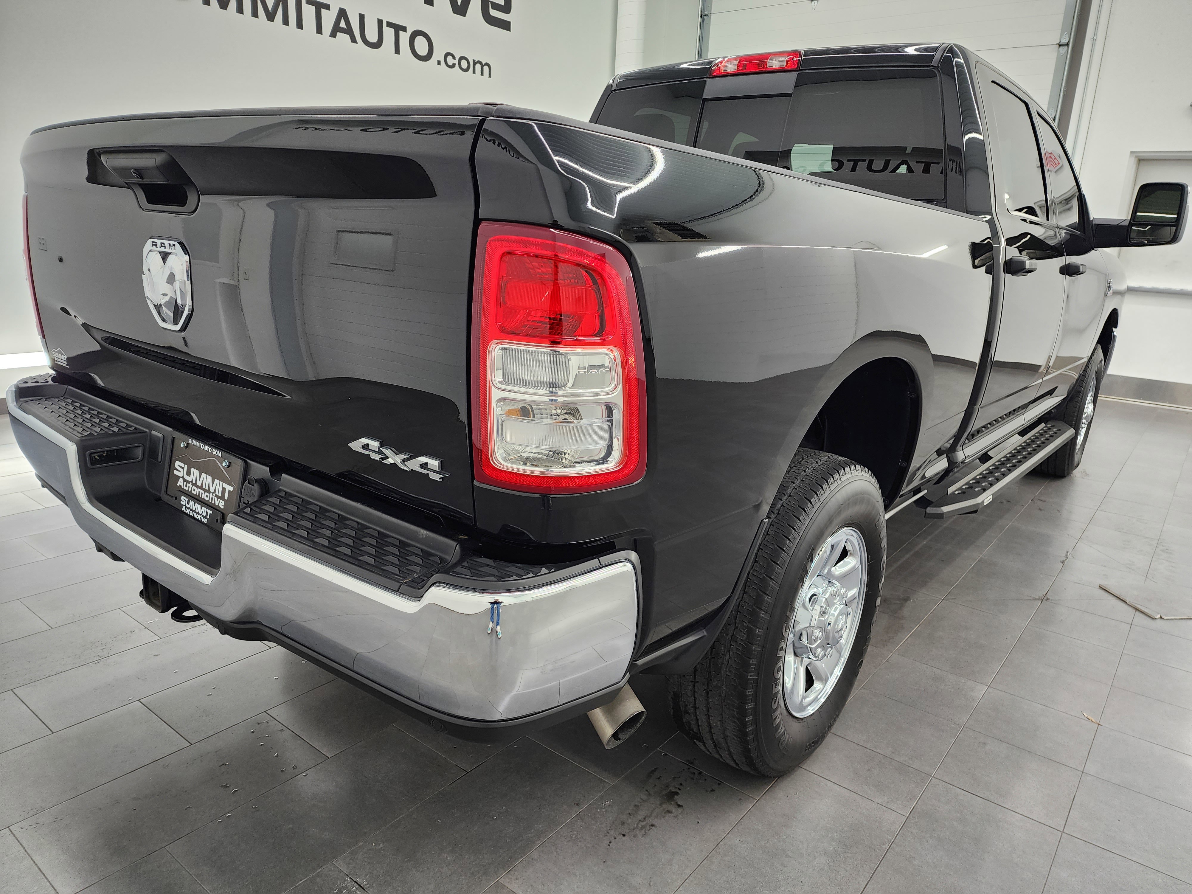 Used 2023 RAM 2500 Tradesman image 4
