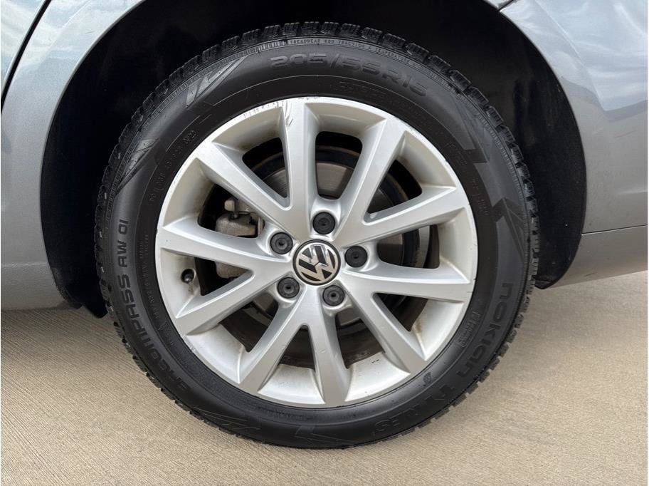 Used 2012 Volkswagen Jetta S image 24