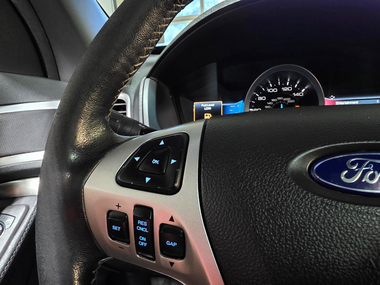 Used 2015 Ford Explorer Sport w/ Equipment Group 401A AWD/4WD image 32