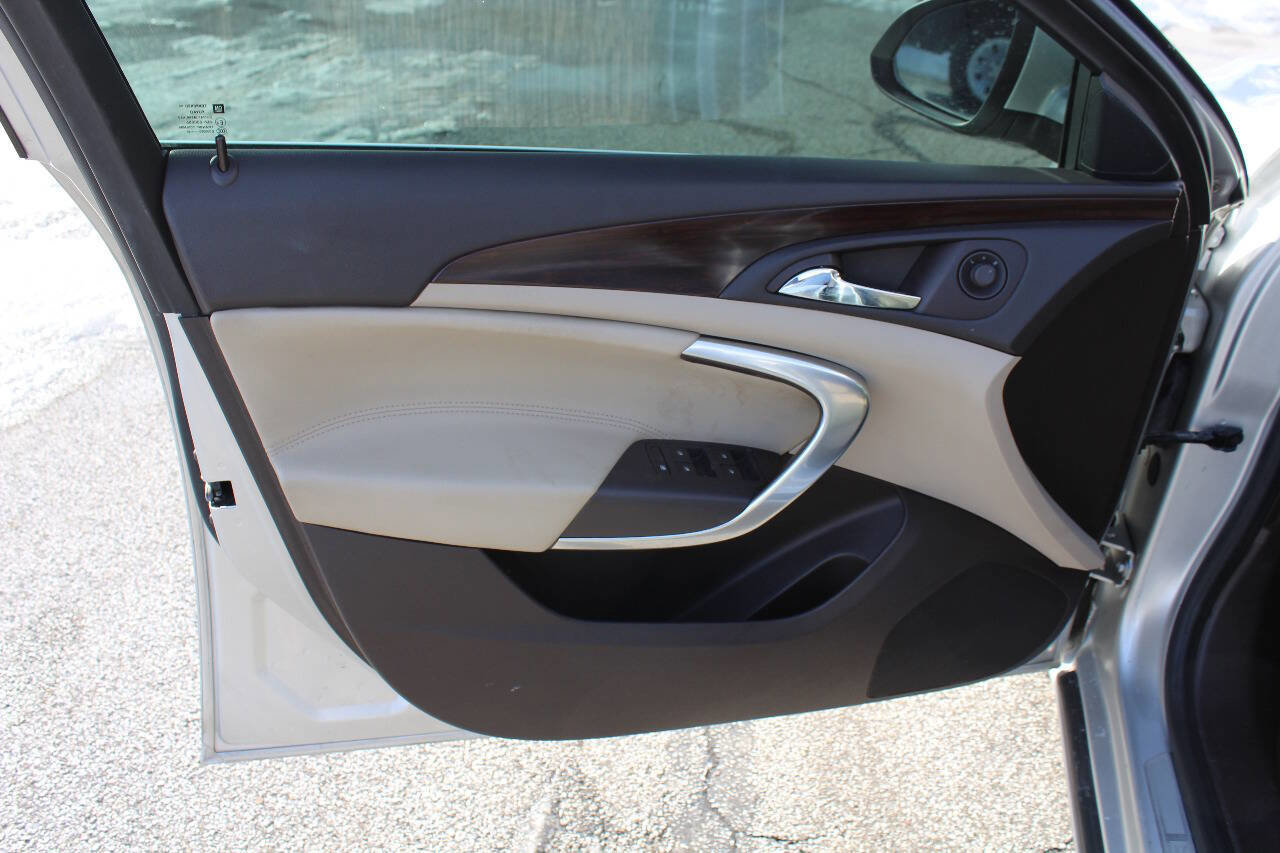 Used 2011 Buick Regal CXL w/ RL3 Preferred Equipment Group image 17