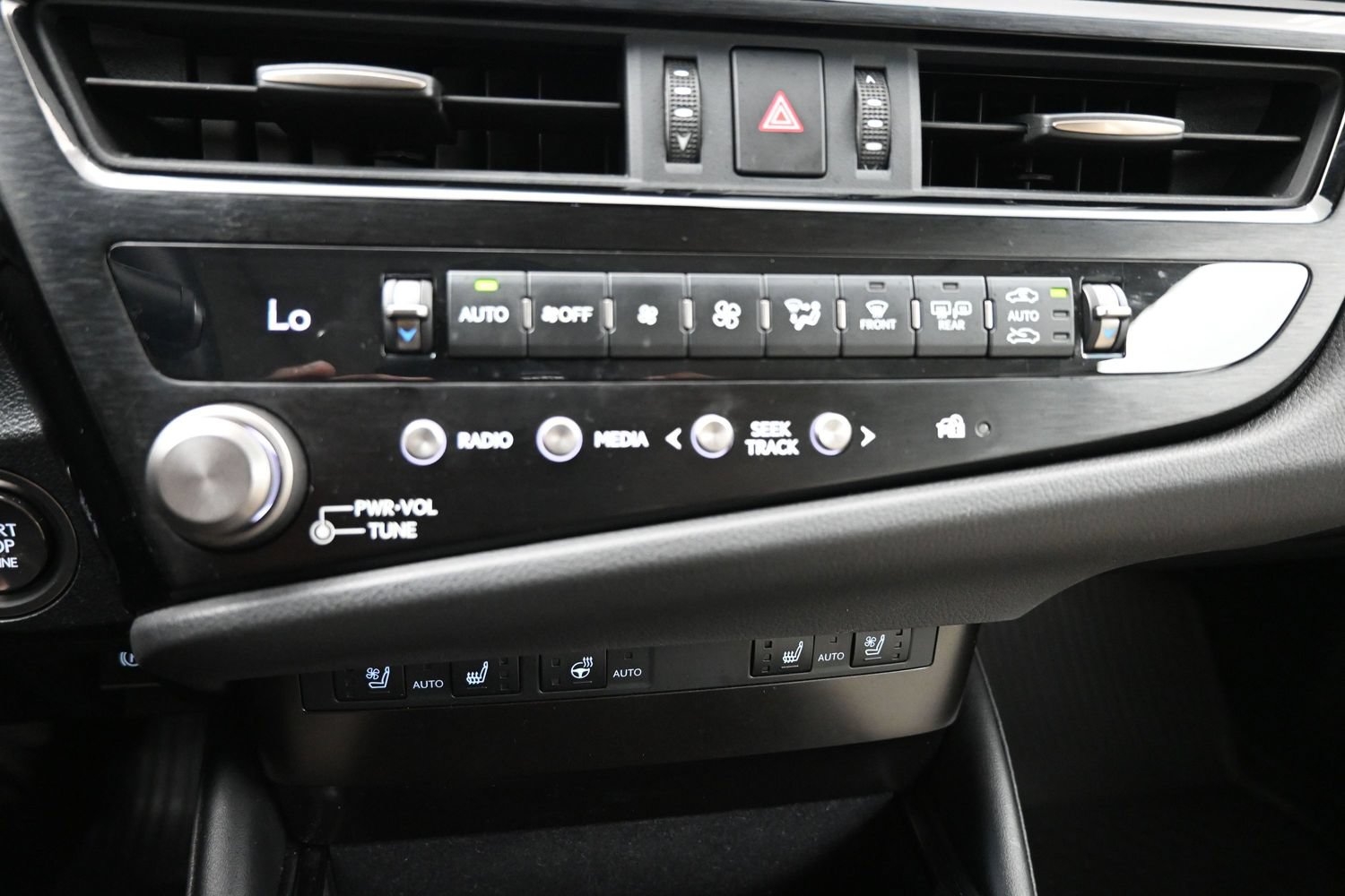 Used 2023 Lexus ES 250 w/ Premium Package AWD/4WD image 25