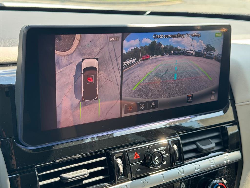 New 2026 Nissan Pathfinder SL FWD image 26