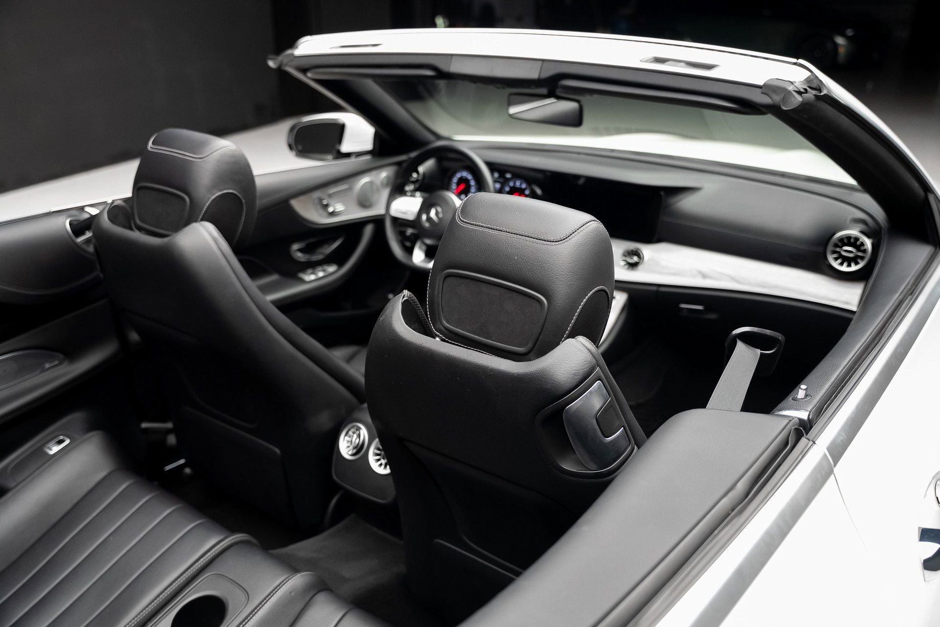 Used 2019 Mercedes-Benz E 450 4MATIC Cabriolet image 75