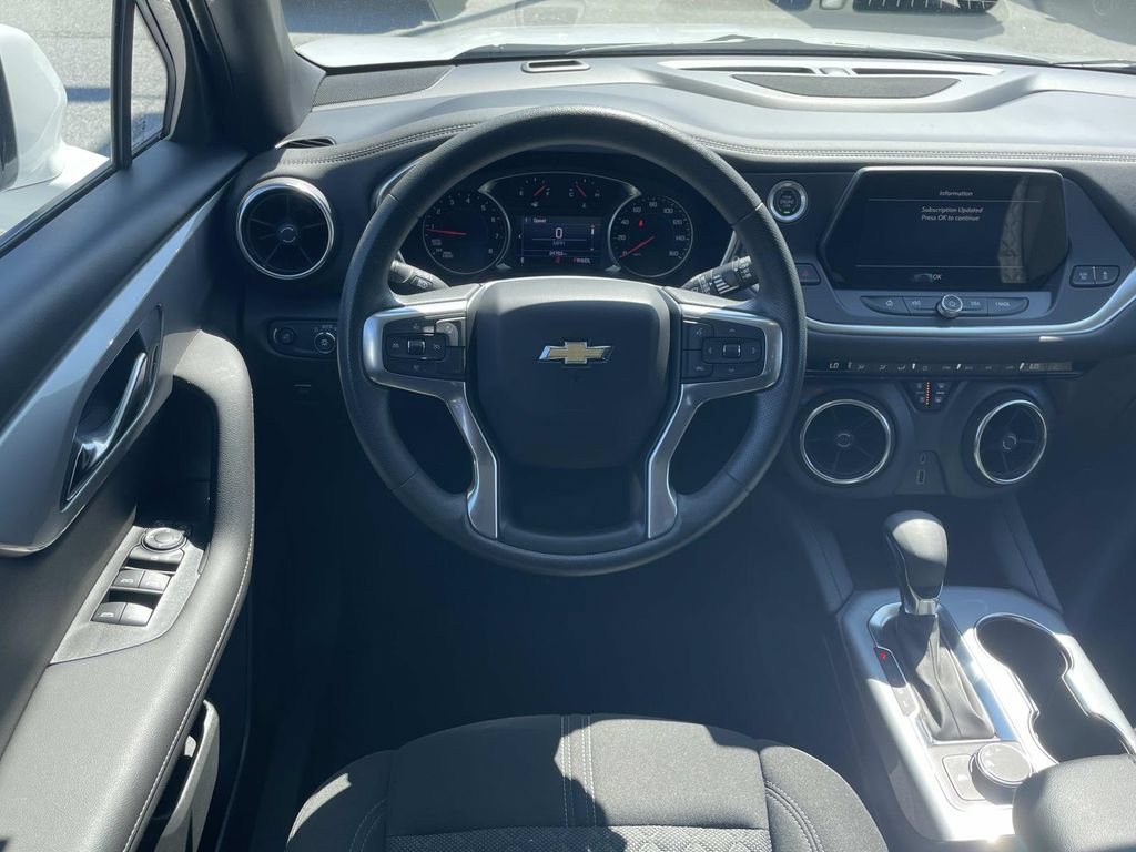 Used 2022 Chevrolet Blazer LT FWD image 14