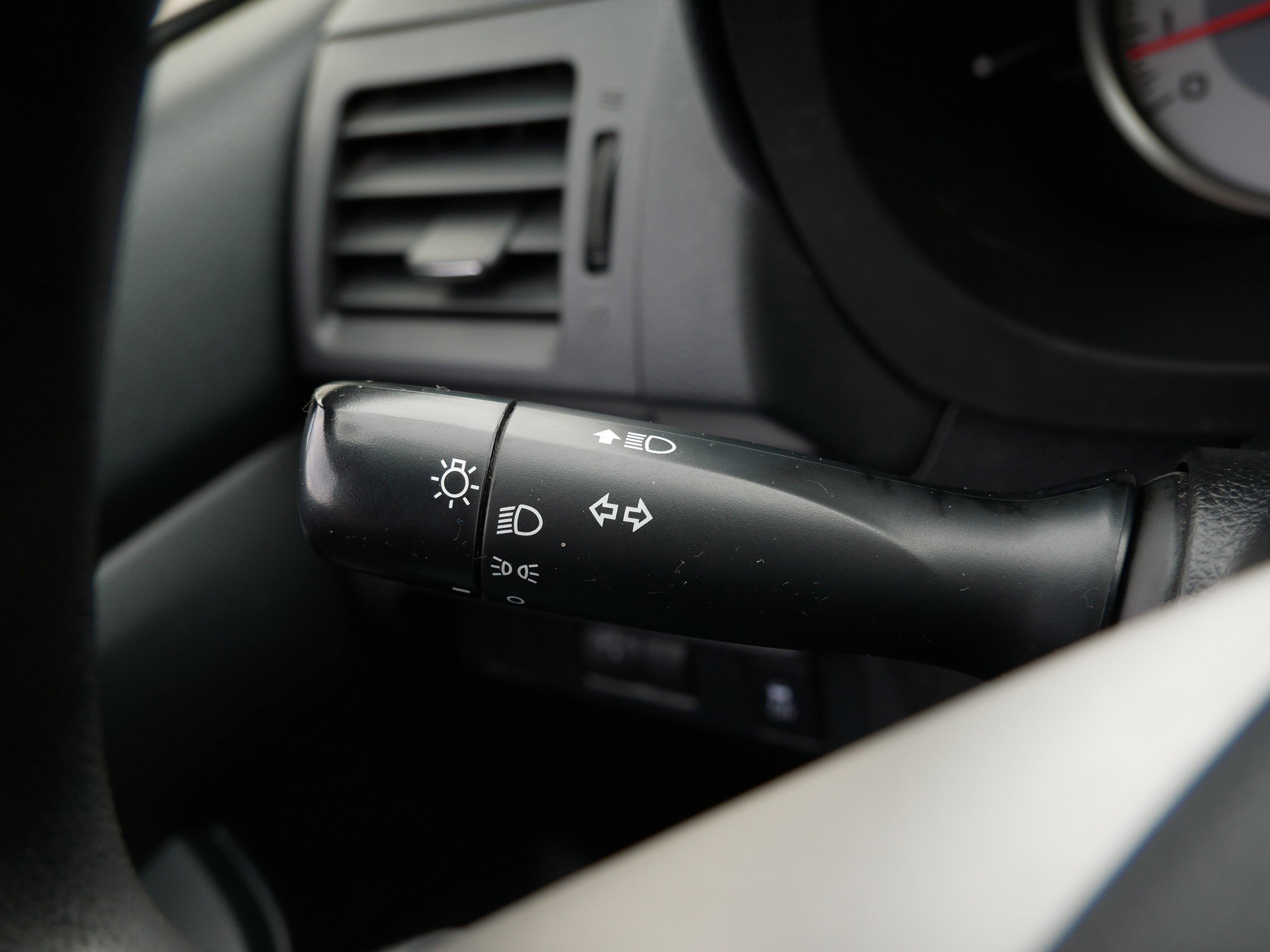 Used 2014 Subaru Impreza 2.0i image 28