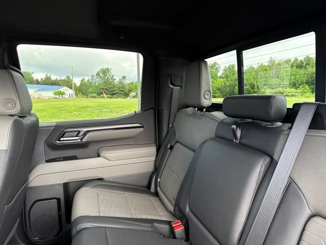 Used 2026 Chevrolet Silverado 1500 ZR2 w/ Dark Appearance Package AWD/4WD image 29