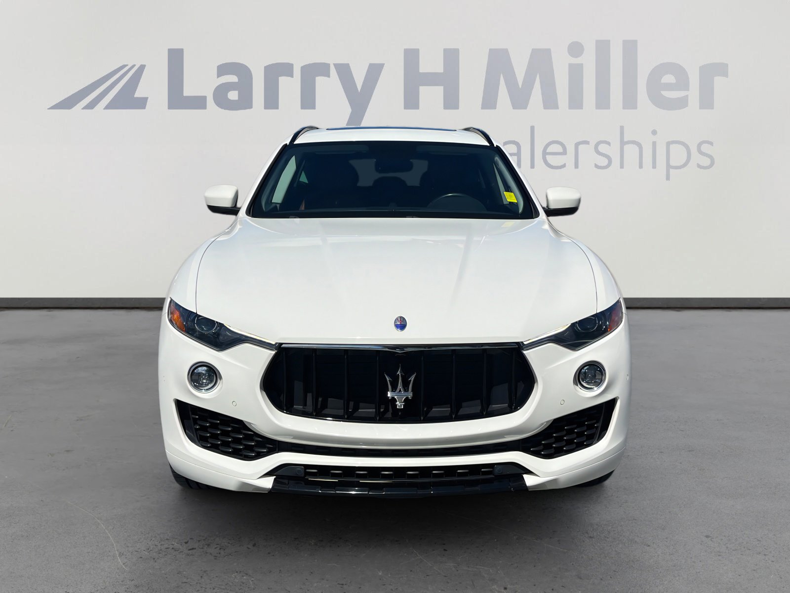 Used 2017 Maserati Levante w/ Sport Package image 8