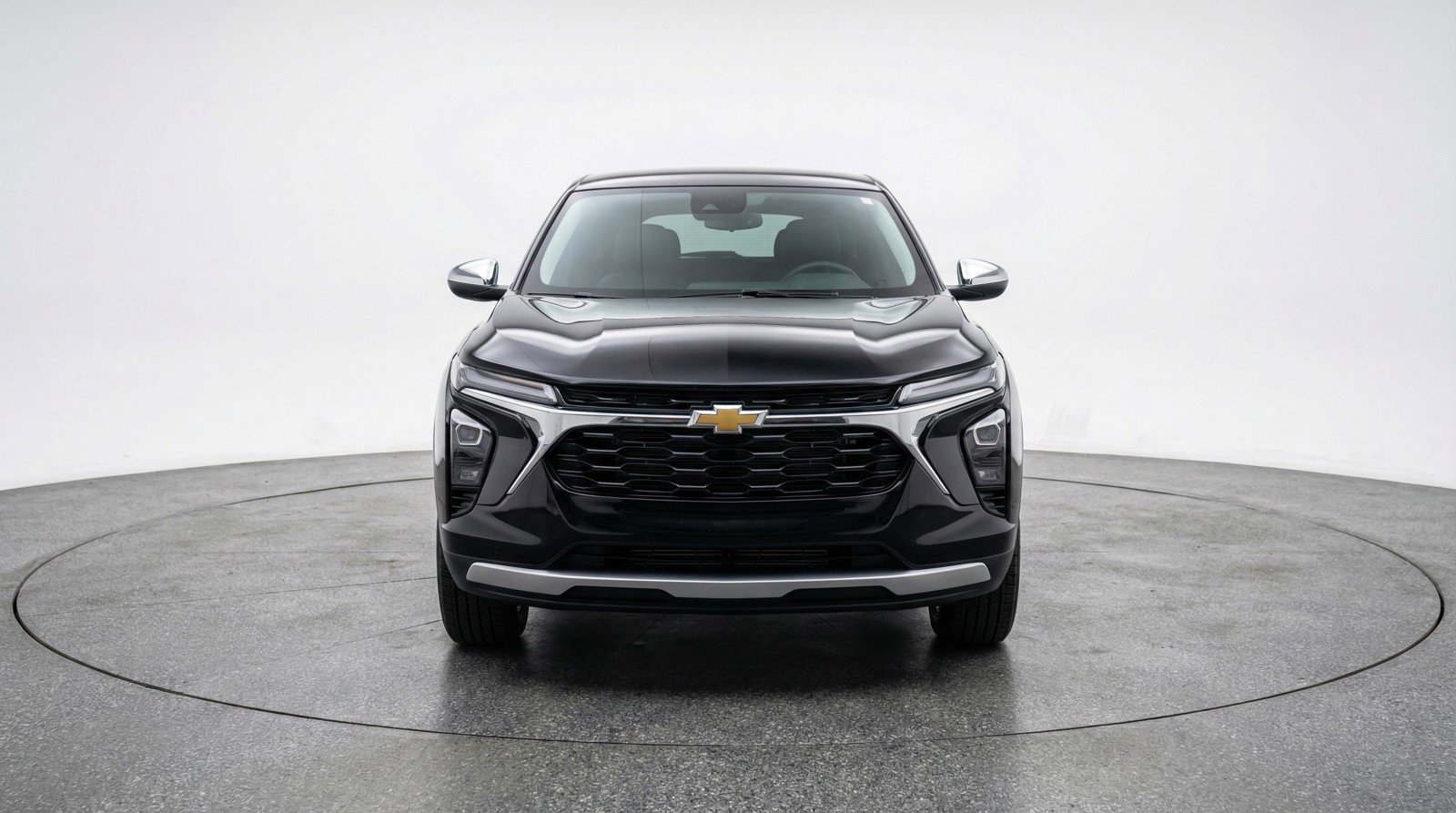 Used 2025 Chevrolet TrailBlazer LT image 2