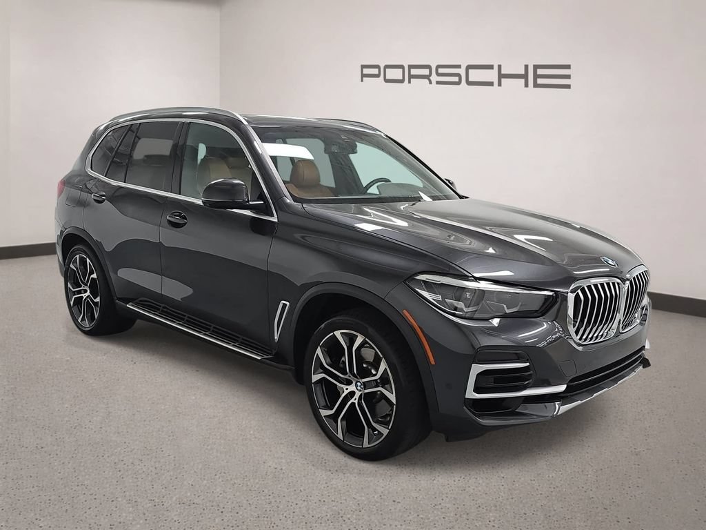 Used 2022 BMW X5 sDrive40i w/ Premium Package RWD image 8