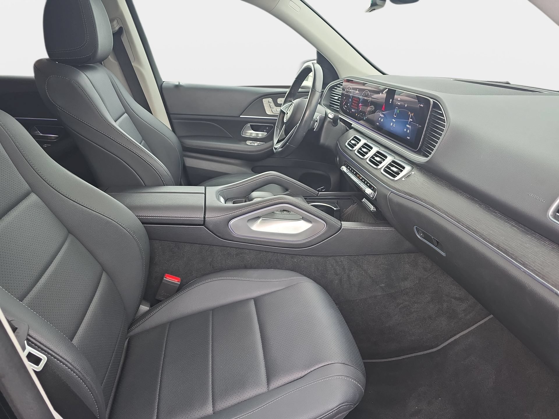 Used 2024 Mercedes-Benz GLE 350 4MATIC w/ AMG Line Exterior image 10