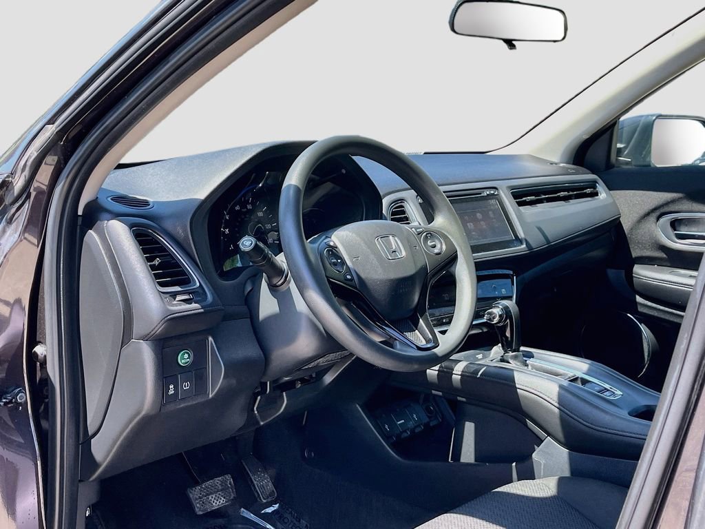 Used 2018 Honda HR-V EX image 9