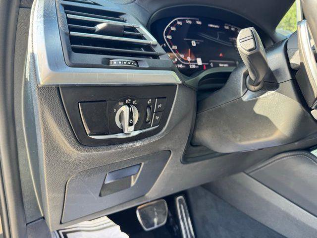 Used 2023 BMW X4 M40i w/ Premium Package image 7