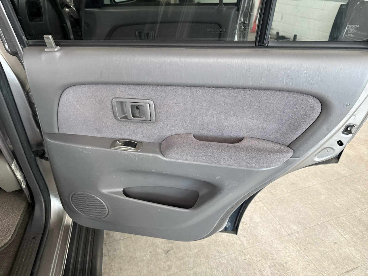 Used 2002 Toyota 4Runner SR5 image 45