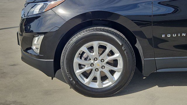 Used 2021 Chevrolet Equinox LS FWD image 32