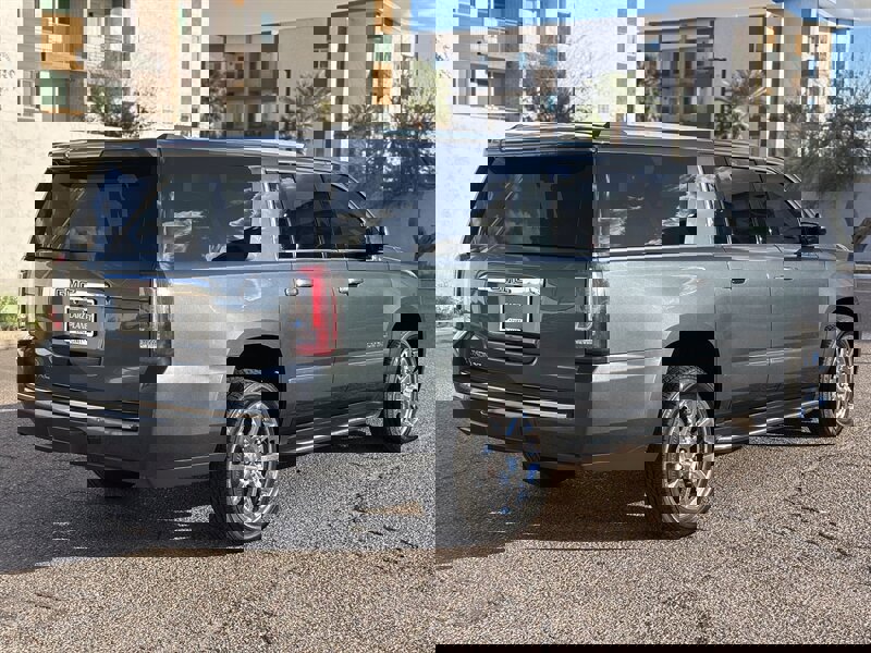 Used 2019 GMC Yukon XL Denali image 6