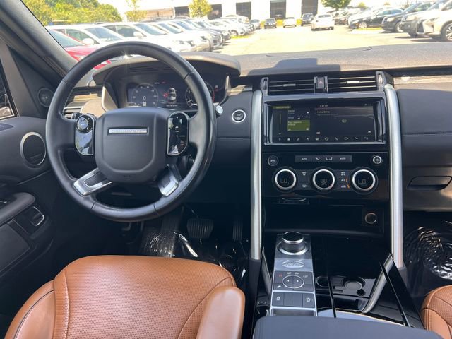 Used 2020 Land Rover Discovery HSE AWD/4WD image 17
