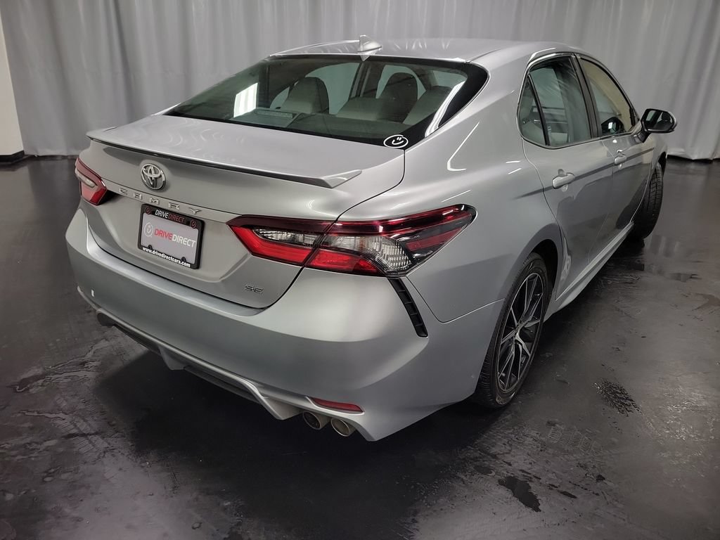 Used 2022 Toyota Camry SE FWD image 8