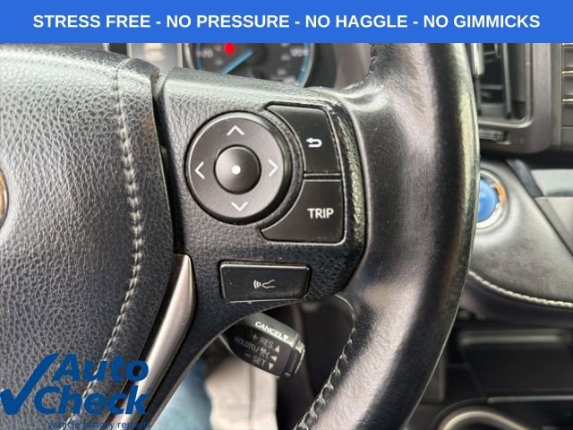 Used 2017 Toyota RAV4 XLE w/ Convenience Package image 24