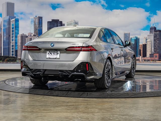 New 2027 BMW i5 xDrive40 w/ M Sport Package AWD/4WD image 8