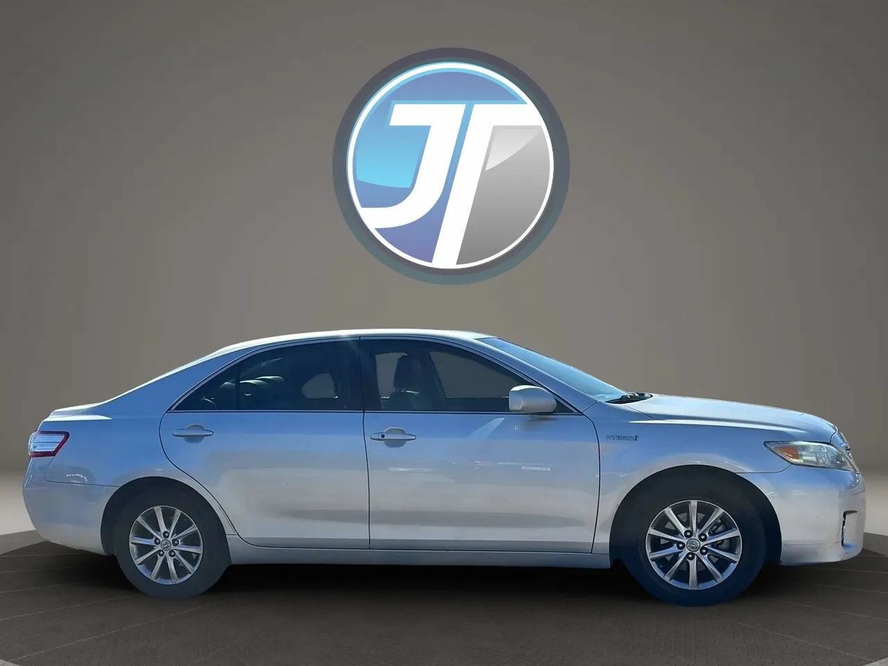Used 2011 Toyota Camry Hybrid FWD image 9