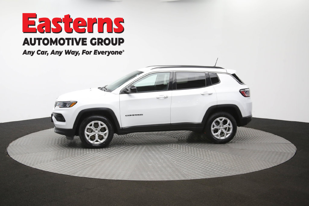 Used 2024 Jeep Compass Latitude AWD/4WD image 61
