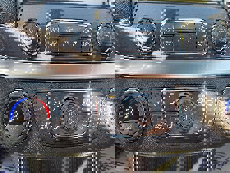 Used 2018 Chevrolet Impala LT image 21