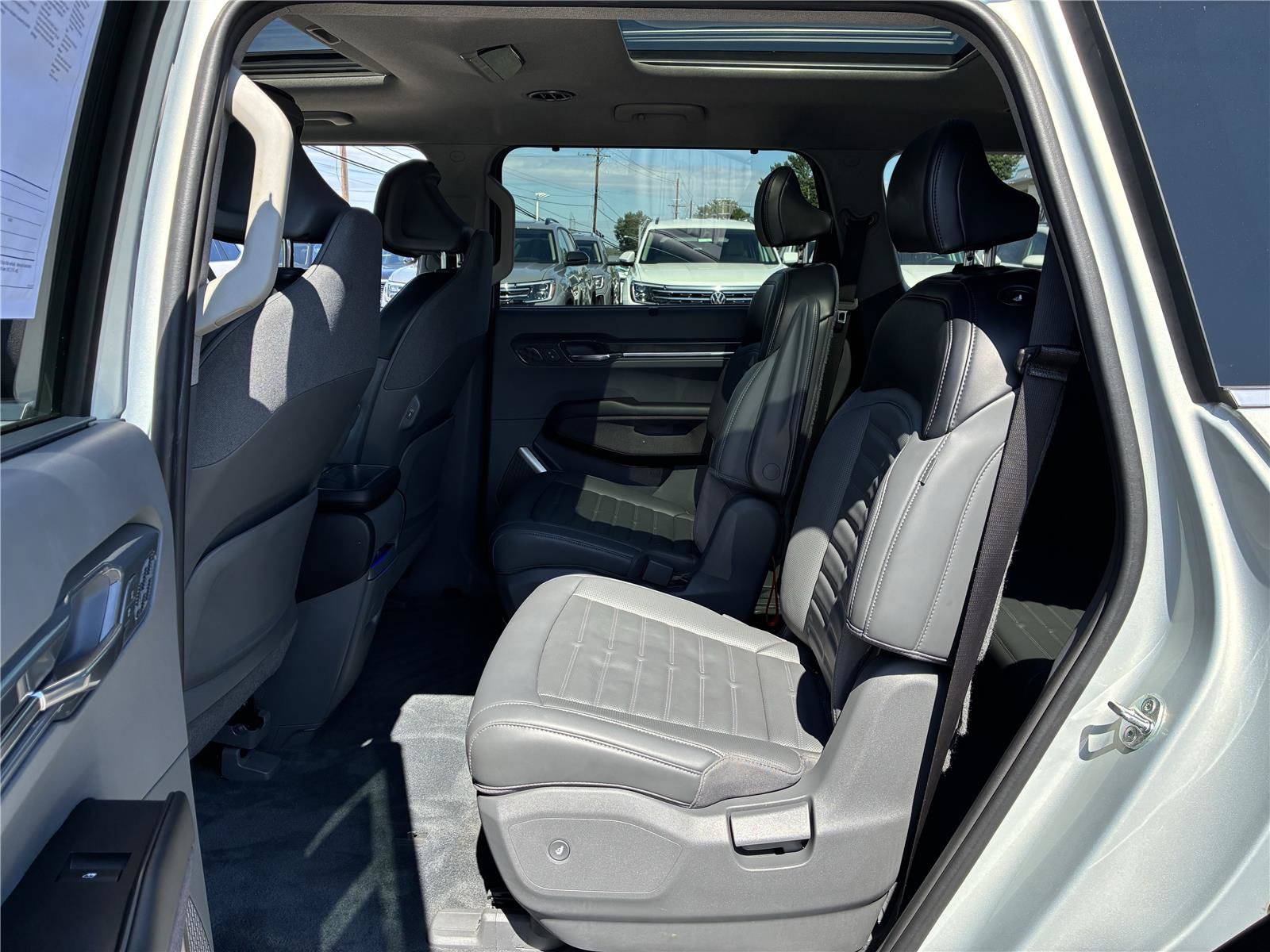 Certified 2024 Kia EV9 Land AWD/4WD image 20