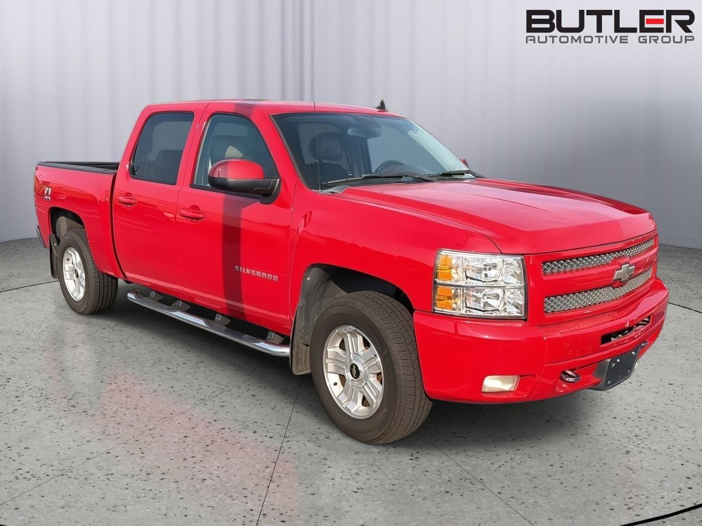 Used 2011 Chevrolet Silverado 1500 LTZ w/ Z71 Appearance Package AWD/4WD image 5
