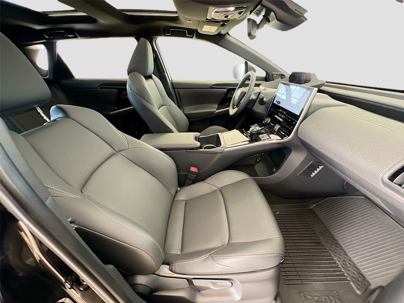 New 2025 Toyota bZ4X AWD image 30