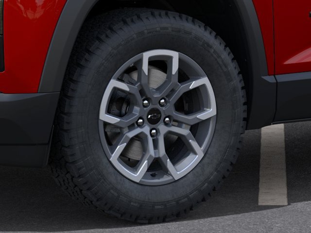 New 2026 Chevrolet Equinox ACTIV w/ LPO, Floor Liner Package AWD/4WD image 9