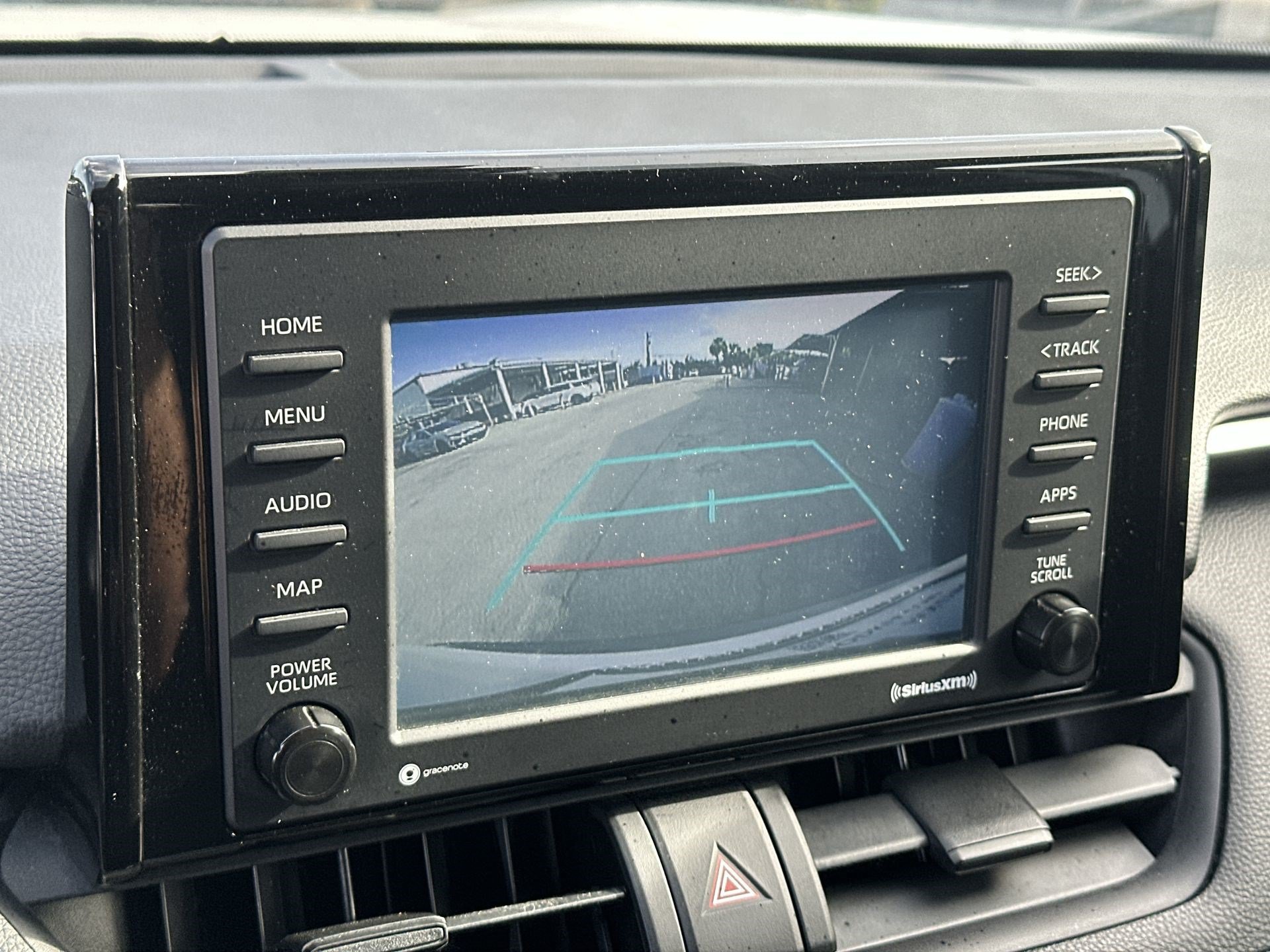 Used 2021 Toyota RAV4 LE FWD image 21