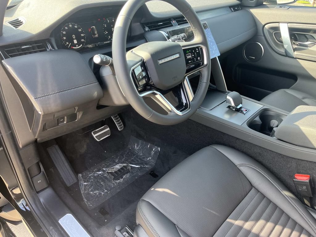New 2026 Land Rover Discovery Sport Landmark AWD/4WD image 11