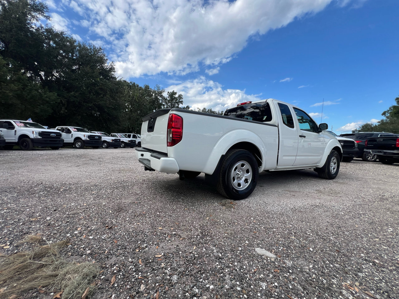 Used 2020 Nissan Frontier S w/ S Utility Package image 34