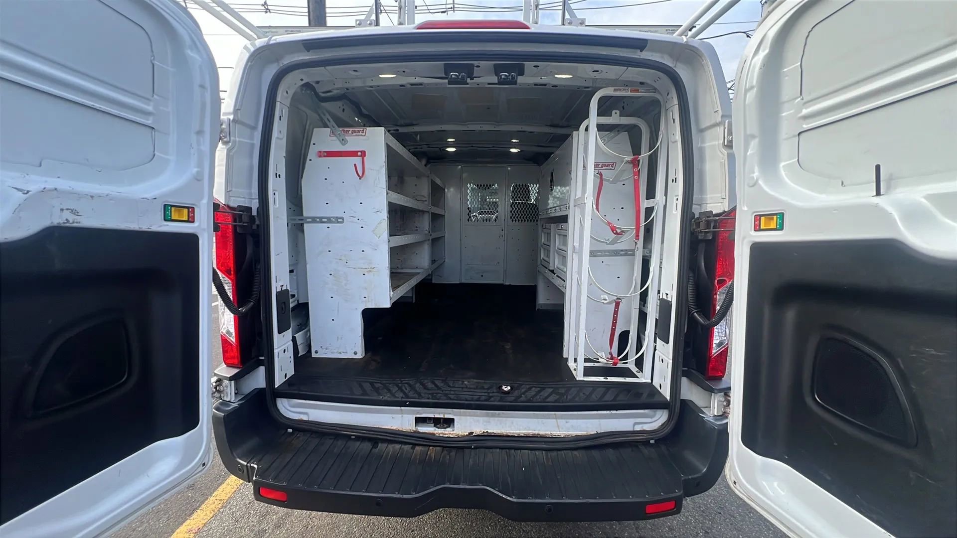 Used 2018 Ford Transit 250 130 Low Roof image 10