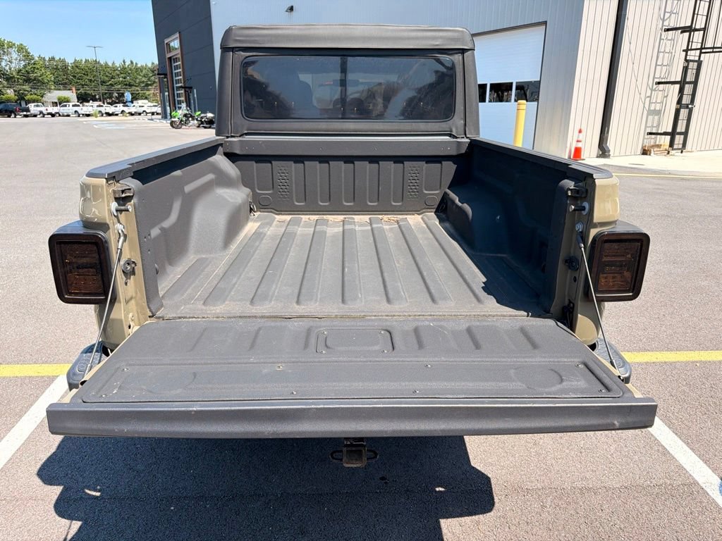 Used 2020 Jeep Gladiator Sport w/ Quick Order Package 24S AWD/4WD image 10