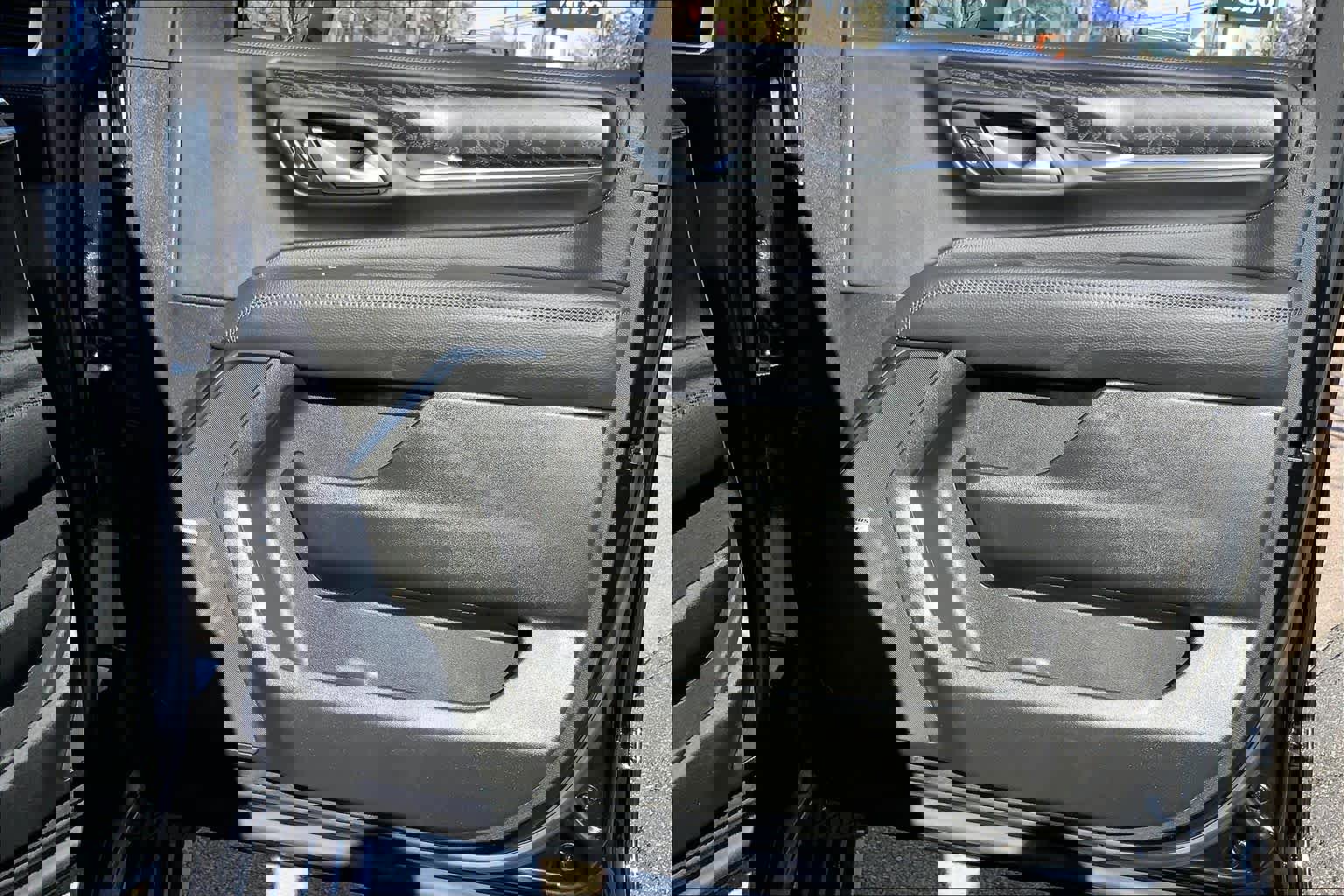 Used 2023 GMC Yukon Denali image 22