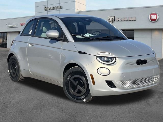 New 2025 FIAT 500 e image 1