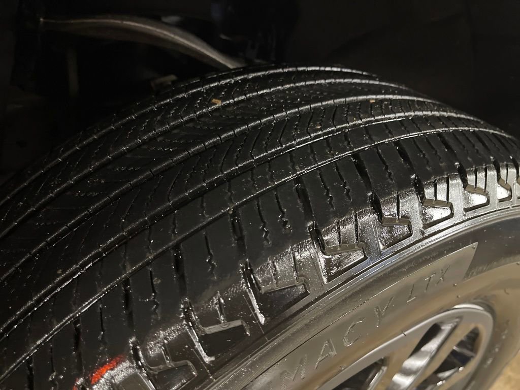 Certified 2024 Chevrolet Suburban LT image 27