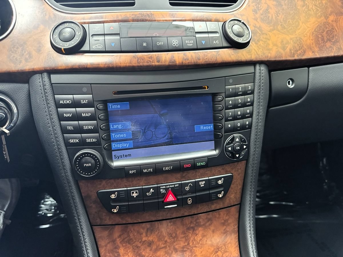 Used 2006 Mercedes-Benz CLS 55 AMG image 31