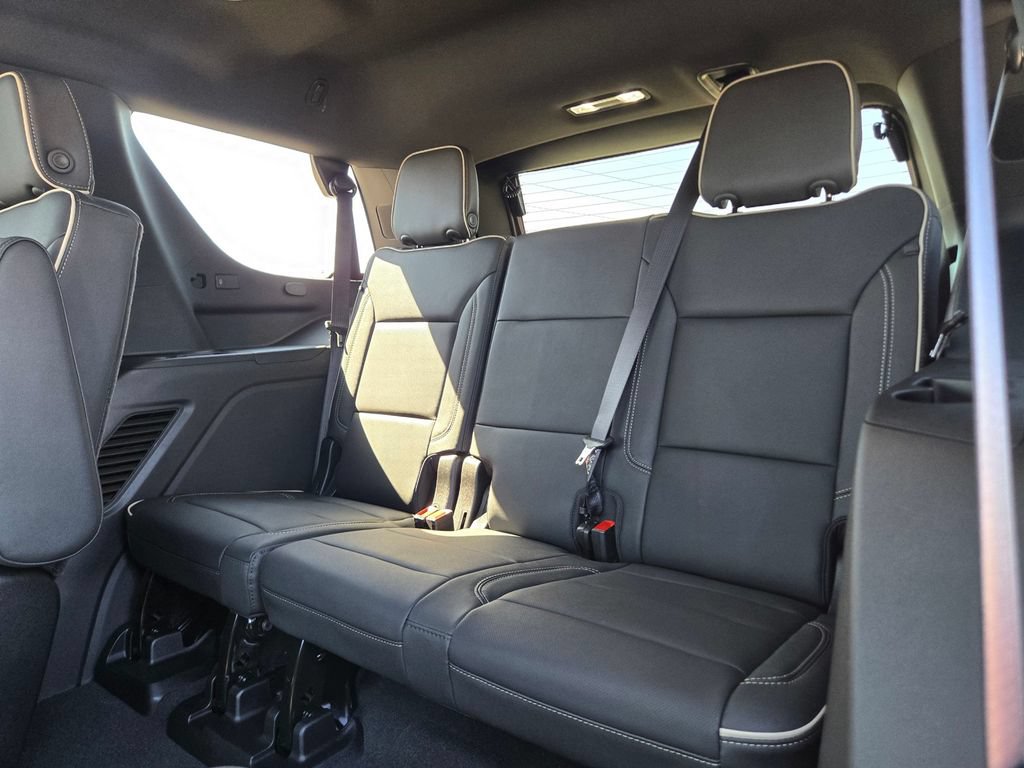 New 2026 GMC Yukon Elevation AWD/4WD image 23
