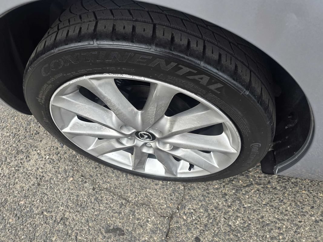 Used 2017 MAZDA MAZDA3 Touring FWD image 40