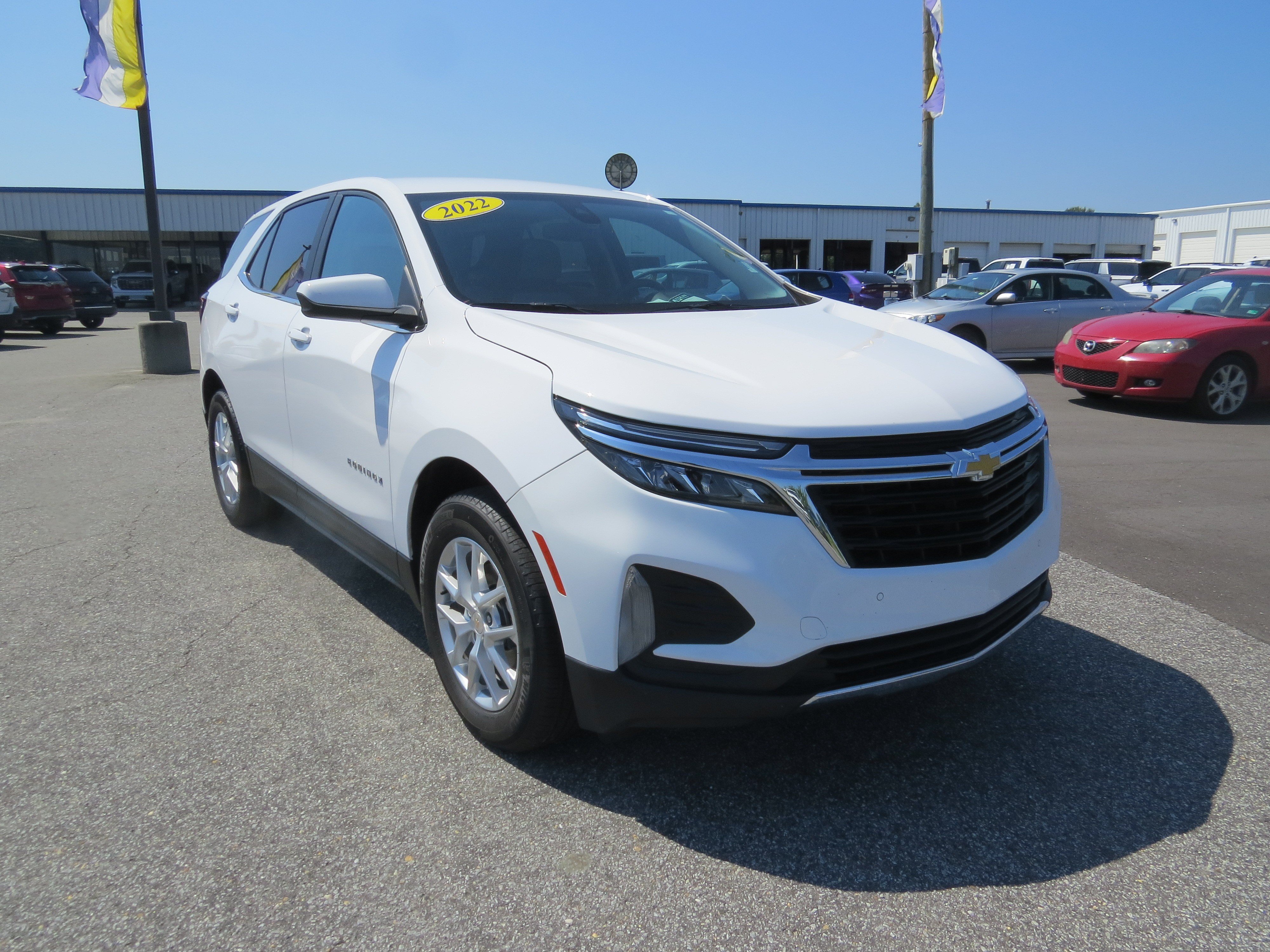Used 2022 Chevrolet Equinox LT FWD image 9