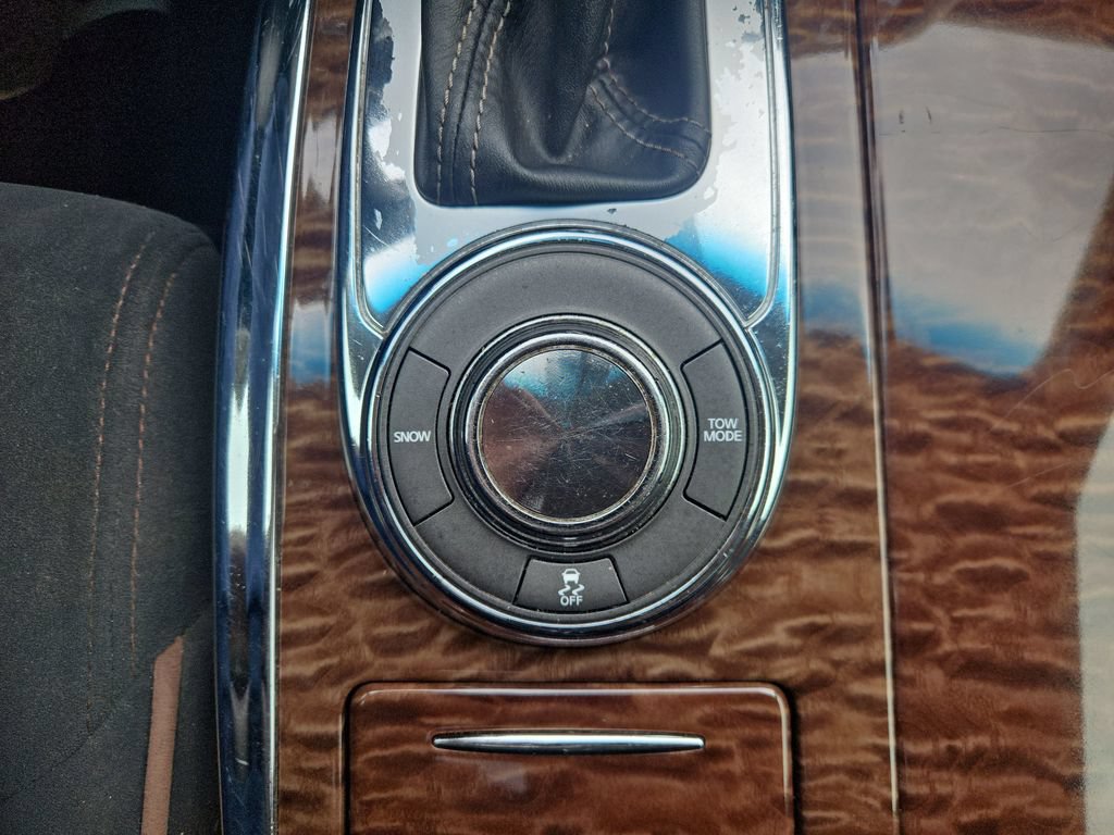 Used 2017 Nissan Armada SV w/ Driver Package RWD image 29